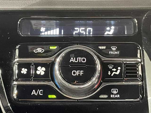 ダイハツ タント カスタム X 愛知県 2020(令2)年 5.2万km プラムブラウンクリスタルマイカ 純正ナビ　/(Bluetooth/フルセグTV/CD・DVD再生/SD/FM/AM/iPod)/両側パワースライドドア　/ロングスライドシート　/コーナーセンサー　/スマートアシスト　/　　-衝突回避支援ブレーキ　/　　-車線逸脱警報　/　　-ふらつき警報/　　-先行車発進お知らせ機能/　　-標識認識機能/　　-オートハイビーム/ＵＳＢ接続　/バックカメラ　/アイドリングストップ/横滑り防止/ＬＥＤヘッドライト　/ハーフレザーシート　/LEDフォグランプ/純正フロアマット/プッシュスタート/　　-スマートキー