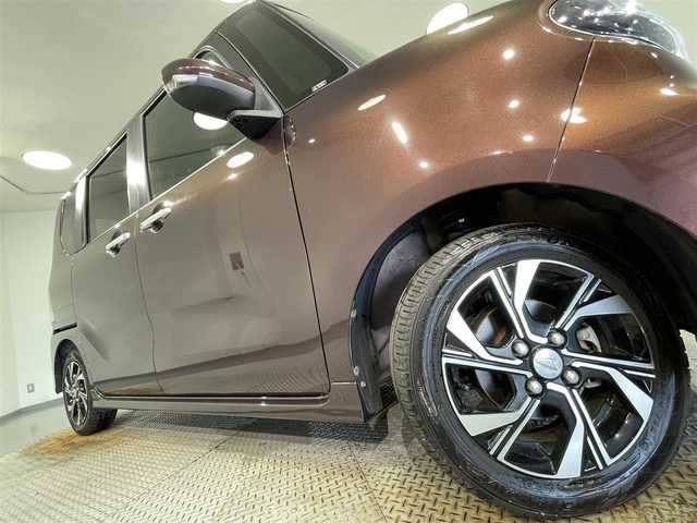 ダイハツ タント カスタム X 愛知県 2020(令2)年 5.2万km プラムブラウンクリスタルマイカ 純正ナビ　/(Bluetooth/フルセグTV/CD・DVD再生/SD/FM/AM/iPod)/両側パワースライドドア　/ロングスライドシート　/コーナーセンサー　/スマートアシスト　/　　-衝突回避支援ブレーキ　/　　-車線逸脱警報　/　　-ふらつき警報/　　-先行車発進お知らせ機能/　　-標識認識機能/　　-オートハイビーム/ＵＳＢ接続　/バックカメラ　/アイドリングストップ/横滑り防止/ＬＥＤヘッドライト　/ハーフレザーシート　/LEDフォグランプ/純正フロアマット/プッシュスタート/　　-スマートキー
