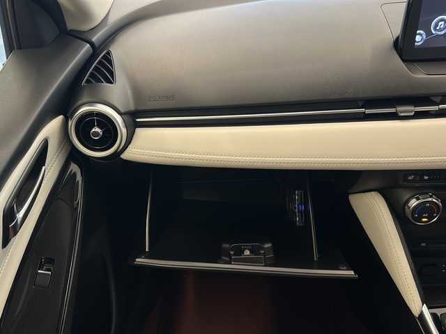 マツダ マツダ２ XD 100周年特別記念車 岐阜県 2020(令2)年 6万km スノーフレイクホワイトパールマイカ マツダスピード製F＆Sエアロパーツ/全方位カメラ/ヘッドアップディスプレイ/純正SDナビ/フルセグTV/レーダークルーズコントロール/ブラインドスポットモニター/コーナーセンサー/シートヒーター/パドルシフト/スペアキー/ドライブレコーダー前後/ETC/ハーフレザーシート/パワーシート/LEDヘッドライト/純正16インチアルミホイール/アイドリングストップ/革巻きステアリング