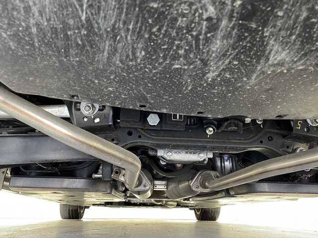 トヨタ クラウン ハイブリッド S Cパッケージ 栃木県 2019(令1)年 1.2万km ホワイトパールクリスタルシャイン 純正ナビ(T-Connect対応)/ Bluetooth/フルセグTV/USB/AUX/Miracast/AM/FM/バックカメラ/サンルーフ/セーフティパッケージPlus/・ブラインドスポットモニター/・リヤクロストラフィックアラート/・ヘッドアップディスプレイ/・リバース連動ドアミラー/・パーキングサポートブレーキ/・パノラミックビューモニター/・インテリジェントパーキングアシスト2/トヨタセーフティセンス/・プリクラッシュセーフティ/・レーントレーシングアシスト/・レーダークルーズコントロール/・ロードサインアシスト/・オートマチックハイビーム/ビルトインETC2.0/電動開閉トランク/合皮シート/パワーシート(D/N席)/LEDヘッドライト/LEDフォグランプ/ドアバイザー/純正17インチアルミホイール/サイド+カーテンエアバッグ/スマートキー/社外フロアマット