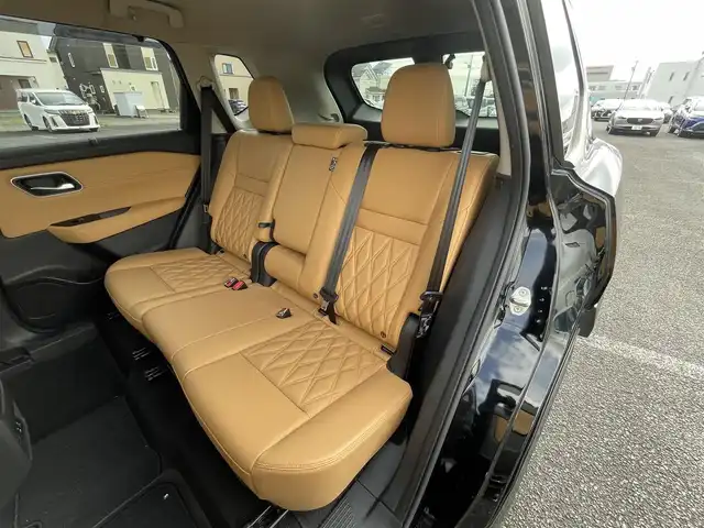 日産 エクストレイル G e－4ORCE 道央・札幌 2022(令4)年 3.8万km ダイヤモンドブラック ４WD/純正メーカーナビ/AM/FM/BT/フルセグ/衝突被害軽減ブレーキ/横滑り防止装置/レーダークルーズコントロール/レーンキープアシスト/ヒルディセントコントロール/クリアランスソナー/アラウンドビューモニター/ビルトインETC2.0/ドライブレコーダー/デジタルインナーミラー/ドライブモードセレクター/パーキングアシスト/EVMODE/e-Pedal/パワーバックドア/前席パワーシート/全席シートヒーター/D席メモリーシート/レザーシート/革巻きステアリング/ステアリングリモコン/ハンドルヒーター/AC100V/置くだけ充電/電動パーキング/オートブレーキホールド/プッシュスタート/スマートキー/LEDヘッドライト/オートライト/オートハイビーム/フォグランプ/電動格納ミラー/ウィンカーミラー/純正フロアマット/ドアバイザー/スペアキー