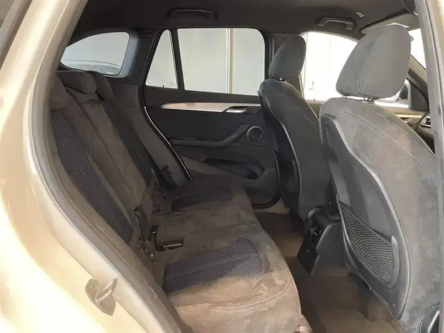 ＢＭＷ Ｘ１ xDrive 18d Mスポーツ 愛知県 2016(平28)年 3.1万km アルピンホワイトⅢ 純正ナビ　/Ｂｌｕｅｔｏｏｔｈ　/バックカメラ　/コーナーセンサー　/ＣＤ／ＤＶＤ　/ＨＤＤ　/インテリジェントセーフティ　/セレクトモード　/ミラー型ＥＴＣ　/ＬＥＤヘッドライト/パワーバックドア/プッシュスタート/ウィンカーミラー/アイドリングストップ