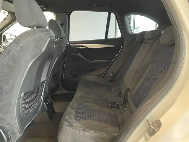 ＢＭＷ Ｘ１ xDrive 18d Mスポーツ 愛知県 2016(平28)年 3.1万km アルピンホワイトⅢ 純正ナビ　/Ｂｌｕｅｔｏｏｔｈ　/バックカメラ　/コーナーセンサー　/ＣＤ／ＤＶＤ　/ＨＤＤ　/インテリジェントセーフティ　/セレクトモード　/ミラー型ＥＴＣ　/ＬＥＤヘッドライト/パワーバックドア/プッシュスタート/ウィンカーミラー/アイドリングストップ