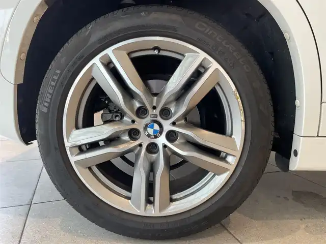 ＢＭＷ Ｘ１ xDrive 18d Mスポーツ 愛知県 2016(平28)年 3.1万km アルピンホワイトⅢ 純正ナビ　/Ｂｌｕｅｔｏｏｔｈ　/バックカメラ　/コーナーセンサー　/ＣＤ／ＤＶＤ　/ＨＤＤ　/インテリジェントセーフティ　/セレクトモード　/ミラー型ＥＴＣ　/ＬＥＤヘッドライト/パワーバックドア/プッシュスタート/ウィンカーミラー/アイドリングストップ