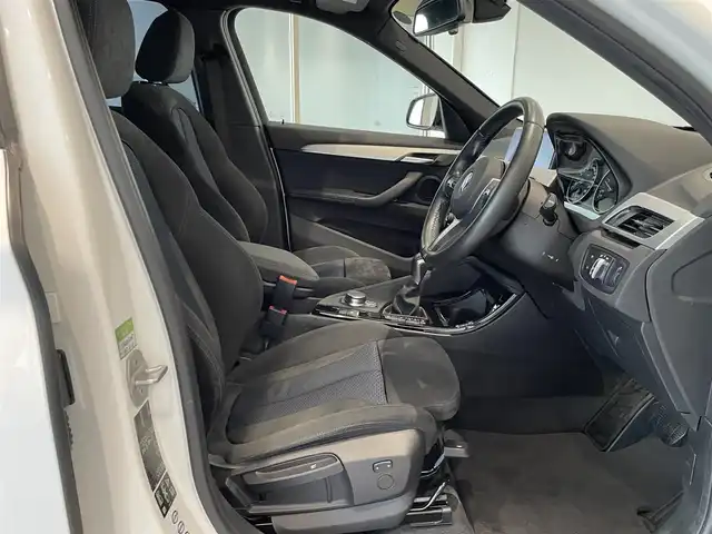 ＢＭＷ Ｘ１ xDrive 18d Mスポーツ 愛知県 2016(平28)年 3.1万km アルピンホワイトⅢ 純正ナビ　/Ｂｌｕｅｔｏｏｔｈ　/バックカメラ　/コーナーセンサー　/ＣＤ／ＤＶＤ　/ＨＤＤ　/インテリジェントセーフティ　/セレクトモード　/ミラー型ＥＴＣ　/ＬＥＤヘッドライト/パワーバックドア/プッシュスタート/ウィンカーミラー/アイドリングストップ