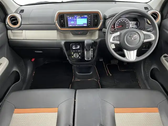 トヨタ パッソ モーダ　チャーム 福島県 2021(令3)年 0.5万km ブラックマイカメタリック/パールホワイト2トーン スマートアシスト /・衝突警報機能 /・衝突回避支援ブレーキ /・機能車線逸脱警報機能 /・先行車発進お知らせ機能/・発進抑制機能/純正ナビゲーション /型式：NSCN-W68/・Bluetooth/ワンセグTV/CD/AM・FM/AUX/・バックカメラ/ETC /ドライブレコーダー /シートヒーター/LEDライト/・フォグライト/・オートライト/・オートマチックハイビーム/プッシュスタート/・スマートキー/純正フロアマット/ドアバイザー