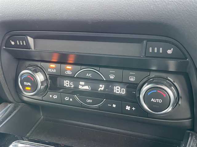 マツダ ＣＸ－８ XD プロアクティブ 大阪府 2018(平30)年 3.1万km マシーングレープレミアムM 純正ナビ/・フルセグTV/USB/BT　/全方位モニター　/ＥＴＣ　/ＢＳＭ　/ハンドルヒーター　/D席パワーシート/D/N席シートヒーター/ターボ車　/レーダークルーズコントロール　/パワーバックドア /コーナーセンサー/ルーフレール/純正フロアマット　/純正１９インチＡＷ　/ＬＥＤヘッド