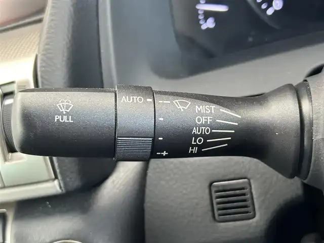 レクサス ＬＳ 460 Fスポーツ 茨城県 2015(平27)年 6万km ホワイトノーヴァガラスフレーク Fスポーツ/メーカーOPナビ/　(AM/FM/BT)/フルセグ/バックカメラ/ビルドインETC/三眼LEDヘッドライト/サンルーフ/パワーシート/ハンドルヒーター/黒革シート/シートヒーター/エアシート/クリアランスソナー/オートライト/純正フロアマット/純正20インチアルミホイール