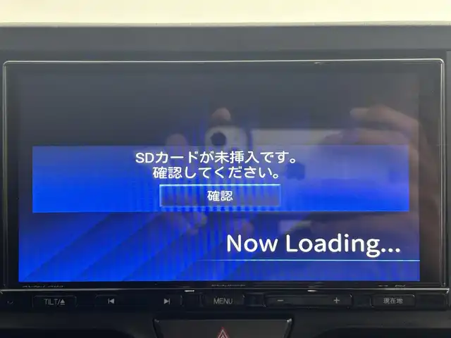 トヨタ ヤリス X 道央・札幌 2024(令6)年 1.1万km プラチナホワイトパールマイカ ・４WD/・寒冷地仕様/・社外ナビ/　CD/BT/USB/フルセグ/・バックカメラ/・ETC/・トヨタセーフティセンス/・プリクラッシュセーフティ/・レーダークルーズコントロール/・レーンディパーチャーアラート/・パーキングサポートブレーキ/・ロードサインアシスト/・クリアランスソナー/・オートハイビーム/・プッシュスタート/・スマートキー/・フロアマット