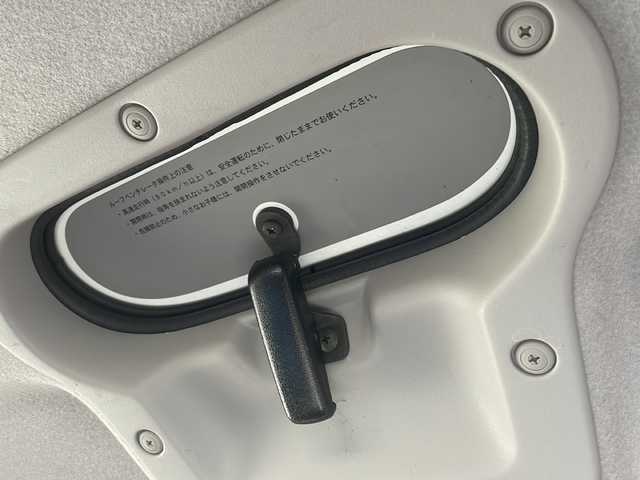 スバル インプレッサ ＷＲＸ STi スペックC 鳥取県 2002(平14)年 1.5万km ピュアホワイト ワンオーナー/低走行車両/純正17インチBBS/純正ブレンボキャリパー/純正GTウイング/純正ST-Iタワーバー/C-DIFFコントローラー/DCCDコントローラー/I/Cスプレー/ルーフベンチレーター/社外車高調サスペンション/社外ターボタイマー/D席ブリッド製シート/社外６点ロールバー/記録簿R5R3H31H27H25H24H23/保証書・取説