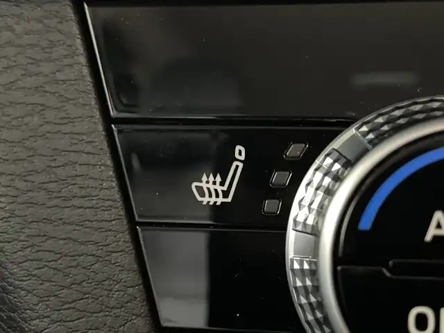 三菱 アウトランダー ＰＨＥＶ G 神奈川県 2023(令5)年 2.8万km チタニウムグレーメタリック e-ASSIST/・衝突被害軽減ブレーキシステム/・踏み間違い衝突防止アシスト/・アダプティブLEDヘッドライト/・マイパイロット/純正ディスプレイオーディオ/・Bluetooth/フルセグ/USB/AppleCarPlay/AndoroidAuto/AC100V/置くだけ充電/ハーフレザーシート/シートヒーター(D/N)/パワーシート(D)/ETC/BSM/革巻きステアリング/ステアリングスイッチ/パドルシフト/Autoライト/ステアリングヒーター/電動サイドブレーキ/オートブレーキホールド/LEDヘッドライト/フォグランプ/自動防眩ミラー/電動格納ミラー/ウィンカーミラー/フロントデアイサー/SOSコール/純正フロアマット/純正20インチアルミホイール/純正ドアバイザー