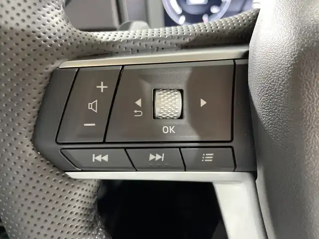 三菱 アウトランダー ＰＨＥＶ G 神奈川県 2023(令5)年 2.8万km チタニウムグレーメタリック e-ASSIST/・衝突被害軽減ブレーキシステム/・踏み間違い衝突防止アシスト/・アダプティブLEDヘッドライト/・マイパイロット/純正ディスプレイオーディオ/・Bluetooth/フルセグ/USB/AppleCarPlay/AndoroidAuto/AC100V/置くだけ充電/ハーフレザーシート/シートヒーター(D/N)/パワーシート(D)/ETC/BSM/革巻きステアリング/ステアリングスイッチ/パドルシフト/Autoライト/ステアリングヒーター/電動サイドブレーキ/オートブレーキホールド/LEDヘッドライト/フォグランプ/自動防眩ミラー/電動格納ミラー/ウィンカーミラー/フロントデアイサー/SOSコール/純正フロアマット/純正20インチアルミホイール/純正ドアバイザー
