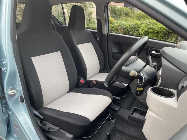 トヨタ ピクシスエポック G SAⅢ 東京都 2017(平29)年 1.5万km ライトブルー ストラーダナビ（CN-HE02WD）/Bluetooth/CDプレイヤー/DVDプレイヤー/テレビ/MSV/ETC/バックカメラ/ドライブレコーダー/アイドリングストップ/プッシュスタート/純正フロアマット/ドアバイザー前のみ/シートヒーター/14インチ純正アルミ/前後コーナーセンサー/オートライト/オートマチックハイビーム