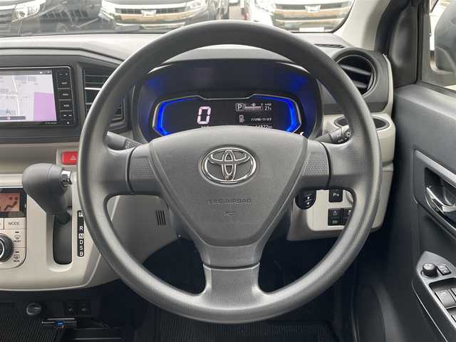 トヨタ ピクシスエポック G SAⅢ 東京都 2017(平29)年 1.5万km ライトブルー ストラーダナビ（CN-HE02WD）/Bluetooth/CDプレイヤー/DVDプレイヤー/テレビ/MSV/ETC/バックカメラ/ドライブレコーダー/アイドリングストップ/プッシュスタート/純正フロアマット/ドアバイザー前のみ/シートヒーター/14インチ純正アルミ/前後コーナーセンサー/オートライト/オートマチックハイビーム