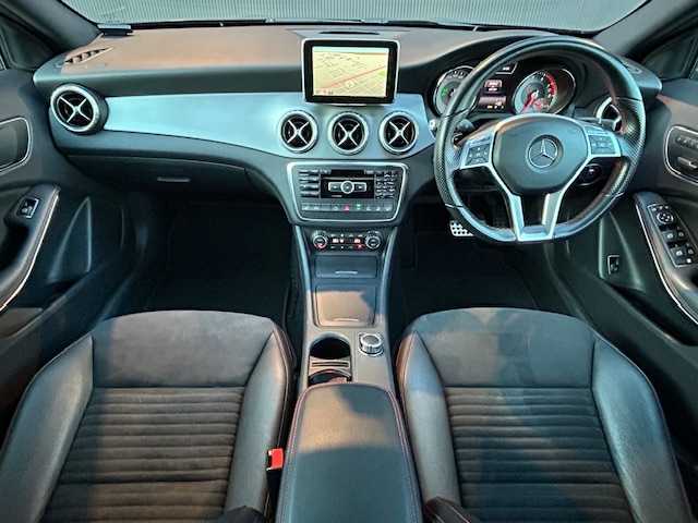 メルセデス・ベンツ ＧＬＡ２５０ 4マチック スポーツ 道東・釧路十勝 2014(平26)年 6万km オリエントブラウン ４WD/レーダーセーフティパッケージ/　レーンキーピングアシスト/　アダプティブクルーズコントロール/　ブラインドスポットインフォメーション/純正HDDナビ/ CD/DVD/SD/BT/フルセグ/バックカメラ/ETC/純正前後ドライブレコーダー/衝突回避ブレーキ/ハーフレザーシート/運転席メモリ付きパワーシート/フロントシートヒーティング/パワーバックドア/LEDヘッドライト/オートライト/純正18インチAW/純正フロアマット/スペアキー/取扱説明書/保証書