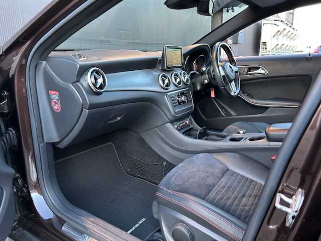 メルセデス・ベンツ ＧＬＡ２５０ 4マチック スポーツ 道東・釧路十勝 2014(平26)年 6万km オリエントブラウン ４WD/レーダーセーフティパッケージ/　レーンキーピングアシスト/　アダプティブクルーズコントロール/　ブラインドスポットインフォメーション/純正HDDナビ/ CD/DVD/SD/BT/フルセグ/バックカメラ/ETC/純正前後ドライブレコーダー/衝突回避ブレーキ/ハーフレザーシート/運転席メモリ付きパワーシート/フロントシートヒーティング/パワーバックドア/LEDヘッドライト/オートライト/純正18インチAW/純正フロアマット/スペアキー/取扱説明書/保証書