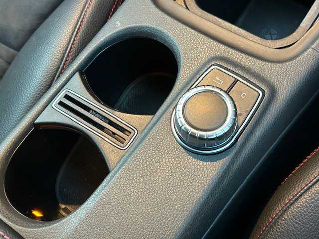 メルセデス・ベンツ ＧＬＡ２５０ 4マチック スポーツ 道東・釧路十勝 2014(平26)年 6万km オリエントブラウン ４WD/レーダーセーフティパッケージ/　レーンキーピングアシスト/　アダプティブクルーズコントロール/　ブラインドスポットインフォメーション/純正HDDナビ/ CD/DVD/SD/BT/フルセグ/バックカメラ/ETC/純正前後ドライブレコーダー/衝突回避ブレーキ/ハーフレザーシート/運転席メモリ付きパワーシート/フロントシートヒーティング/パワーバックドア/LEDヘッドライト/オートライト/純正18インチAW/純正フロアマット/スペアキー/取扱説明書/保証書