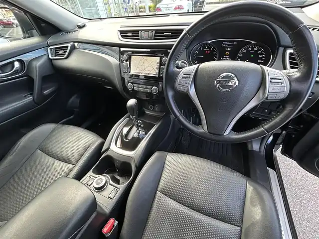 日産 エクストレイル ハイブリッド 20X エマージェンシーブレーキ 群馬県 2016(平28)年 10.2万km ダイヤモンドブラック (株)IDOMが運営する【じしゃロン伊勢崎店】の自社ローン専用車両になりますこちらは現金またはオートローンご利用時の価格です。自社ローンご希望の方は別途その旨お申付け下さい/エマージェンシーブレーキ/純正SDナビゲーション/アラウンドビューモニター/CD/DVD/SD/BT/DTV/USB/AUX/クルーズコントロール/前席シートヒーター/LEDヘッドライト/フォグライト/オートライト/ETC/ドアバイザー/純正フロアマット