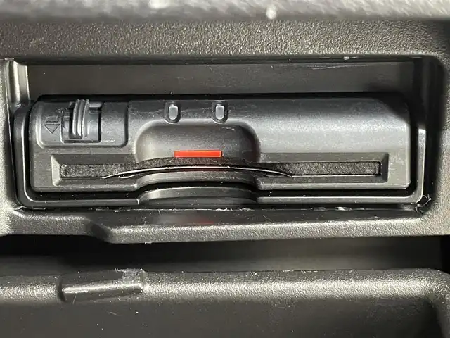 日産 セレナ ハイウェイスター Vセレクション 滋賀県 2017(平29)年 9.5万km ダイヤモンドブラック 純正9インチナビ/（フルセグTV/CD/DVD/Bluetooth）/全方位カメラ/両側パワースライドドア/フリップダウンモニター/ドライブレコーダー/パーキングアシスト/ビルトインETC/LEDライト/クリアランスソナー/衝突被害軽減システム/スマートキー/プッシュスタート/純正アルミホイール/オートライト/オートハイビーム/クルーズコントロール/ダブルエアコン/純正フロアマット