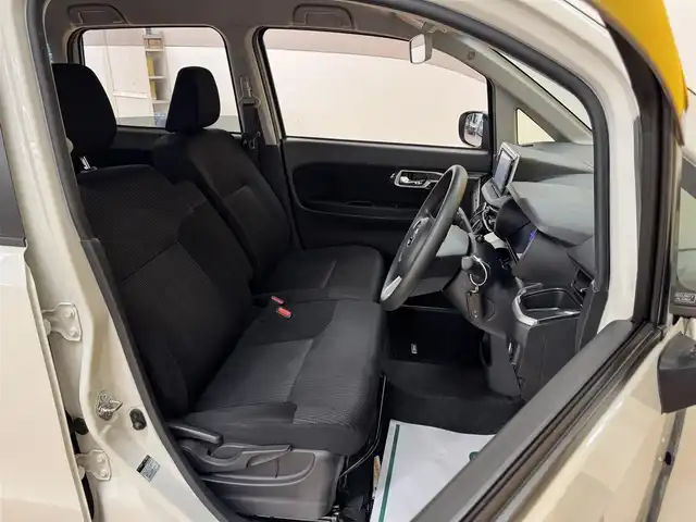 ダイハツ ムーヴ カスタム X LTDⅡ SAⅢ 群馬県 2019(令1)年 6.6万km パールホワイトⅢ 安全装備/・衝突軽減ブレーキ/・横滑り防止/・オートライト/・オートハイビーム/・リアコーナーセンサー/純正7インチワイドナビ/・AM/FM/フルセグTV/・Bluetooth/SD/・CD/DVD/USB/全方位カメラ/LEDヘッドライト/LEDフォグランプ/運転席シートヒーター/純正ドアバイザー/純正フロアマット/純正14インチアルミホイール/スマートキー/プッシュスタート