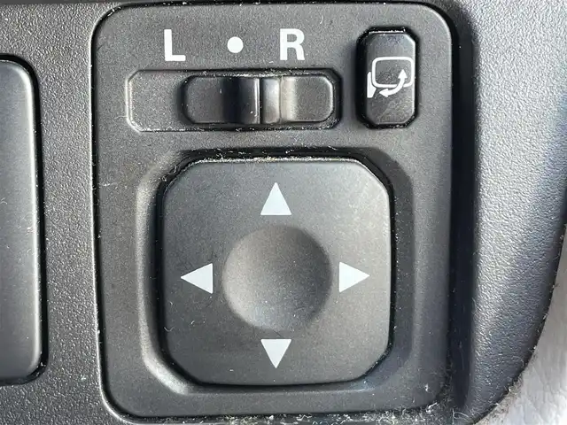 三菱 ｅＫワゴン M e－アシスト 岡山県 2015(平27)年 7.1万km チェリーブラウンパール 登録時走行距離：70806km/禁煙車/社外SDナビ(型番：CN-RS01WD)/　(CD/DVD/ワンセグTV/Bluetooth)/バックカメラ/衝突被害軽減システム/ETC/純正ハロゲンヘッドライト/ヘッドライトレベライザー/リモコンキー/アイドリングストップ/純正ホイールキャップ/ドアバイザー/電動格納ミラー/純正フロアマット/横滑防止装置/盗難防止装置/取扱説明書/新車時整備手帳（保証書）