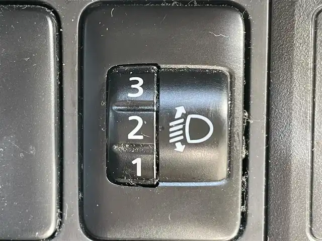 三菱 ｅＫワゴン M e－アシスト 岡山県 2015(平27)年 7.1万km チェリーブラウンパール 登録時走行距離：70806km/禁煙車/社外SDナビ(型番：CN-RS01WD)/　(CD/DVD/ワンセグTV/Bluetooth)/バックカメラ/衝突被害軽減システム/ETC/純正ハロゲンヘッドライト/ヘッドライトレベライザー/リモコンキー/アイドリングストップ/純正ホイールキャップ/ドアバイザー/電動格納ミラー/純正フロアマット/横滑防止装置/盗難防止装置/取扱説明書/新車時整備手帳（保証書）