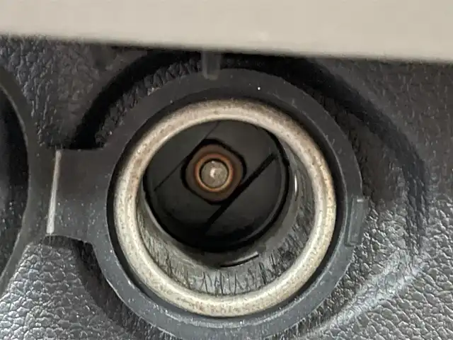 三菱 ｅＫワゴン M e－アシスト 岡山県 2015(平27)年 7.1万km チェリーブラウンパール 登録時走行距離：70806km/禁煙車/社外SDナビ(型番：CN-RS01WD)/　(CD/DVD/ワンセグTV/Bluetooth)/バックカメラ/衝突被害軽減システム/ETC/純正ハロゲンヘッドライト/ヘッドライトレベライザー/リモコンキー/アイドリングストップ/純正ホイールキャップ/ドアバイザー/電動格納ミラー/純正フロアマット/横滑防止装置/盗難防止装置/取扱説明書/新車時整備手帳（保証書）