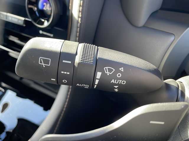 トヨタ アルファードハイブリット Z 岩手県 2024(令6)年 0.8万km プラチナホワイトパールマイカ ワンオーナー/禁煙車/寒冷地仕様/トヨタチームメイト/純正ディスプレイオーディオナビ/フルセグTV/バックカメラ/パノラミックビューモニター/ETC2.0/デジタルインナーミラー/ブラインドスポットモニター/ヘッドアップディスプレイ/置くだけ充電/両側パワースライドドア/フリップダウンモニター/レーダークルーズコントロール/衝突被害軽減ブレーキ/レーンキープアシスト/横滑り防止装置/クリアランスソナー/全席パワーシート/全席シートヒーター＆シートエアコン/オートライト/オートハイビーム/LEDヘッドライト/フォグランプ/スマートキー/プッシュスタート/電動格納ミラー/社外17インチAW/積込純正18インチ夏タイヤ/純正フロアマット/ドアバイザー/保証書/取扱説明書