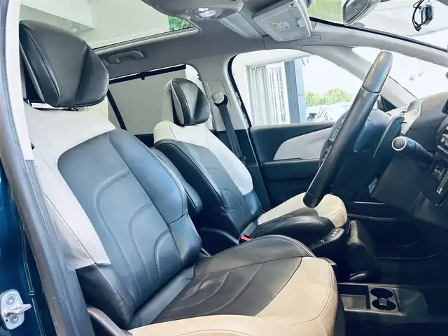 シトロエン グランドＣ４ スペースツアラー シャイン ブルーHDi 大阪府 2019(令1)年 3.2万km 青 ガラスルーフ/純正ディスプレイオーディオ/applecarplay/360度カメラ/ACC/純正17インチAW/HIDヘッドライト/ブラインドスポット/電動リアゲート/革シート/パワーシート/シートヒーター/ルーフレール