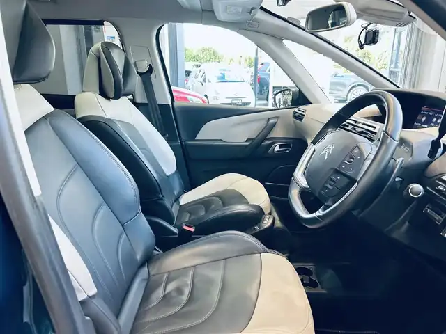 シトロエン グランドＣ４ スペースツアラー シャイン ブルーHDi 大阪府 2019(令1)年 3.2万km 青 ガラスルーフ/純正ディスプレイオーディオ/applecarplay/360度カメラ/ACC/純正17インチAW/HIDヘッドライト/ブラインドスポット/電動リアゲート/革シート/パワーシート/シートヒーター/ルーフレール