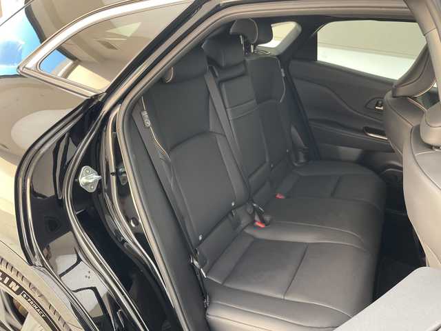 トヨタ クラウン スポーツ Z 愛知県 2024(令6)年 0.9万km ブラック アドバンストドライブ/純正12.4型ディスプレイオーディオナビ/全方位カメラ/レーダークルーズコントロール/シートヒーター/エアシート/バックカメラ/電動リアゲート/パワーシート/ヘッドアップディスプレイ/コーナーセンサー/ETC2.0/ブラインドスポットモニター/LEDヘッドライト/インテリジェントミラー/オートマチックハイビーム/ドライブレコーダー/ワイヤレス充電機/衝突軽減システム/フルセグ/Bluetooth/ステアリングスイッチ/スマートキー/プッシュスタート