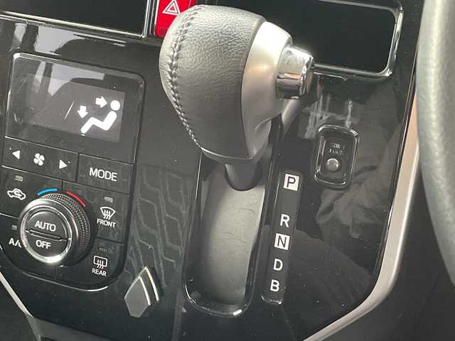 トヨタ タンク カスタムG－T 兵庫県 2019(令1)年 4.5万km ブラックマイカメタリック 純正ナビ/Bluetooth CD DVD フルセグ/ビルトインＥＴＣ２．０/全方位カメラ/両側パワースライドドア/フロアマット/純正アルミホイール/ドアバイザー/ＬＥＤヘッドライト/クルーズコントロール/フォグランプ/ステアリングスイッチ/プッシュスタート/スマートキー/ウィンカーミラー/衝突軽減ブレーキ/レーンキープアシスト/アイドリングストップ/コーナーセンサー/オートハイビーム