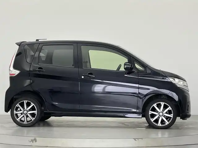 日産 デイズ ハイウェイスターG ターボ 宮城県 2018(平30)年 1万km ブラック 純正ナビ　/アラウンドビューモニター　/エマージェンシーブレーキ　/車線逸脱警報　/オートハイビーム　/ＨＩＤヘッドランプ　/フォグランプ　/純正１５インチアルミ　/プッシュスタート　/フルオートエアコン　/フルセグTV/CD/DVDプレーヤー/Bluetoothオーディオ/ETC/禁煙車