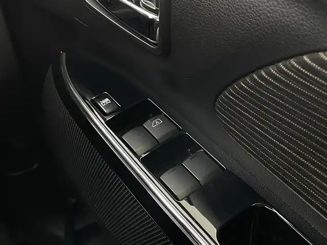 日産 デイズ ハイウェイスターG ターボ 宮城県 2018(平30)年 1万km ブラック 純正ナビ　/アラウンドビューモニター　/エマージェンシーブレーキ　/車線逸脱警報　/オートハイビーム　/ＨＩＤヘッドランプ　/フォグランプ　/純正１５インチアルミ　/プッシュスタート　/フルオートエアコン　/フルセグTV/CD/DVDプレーヤー/Bluetoothオーディオ/ETC/禁煙車