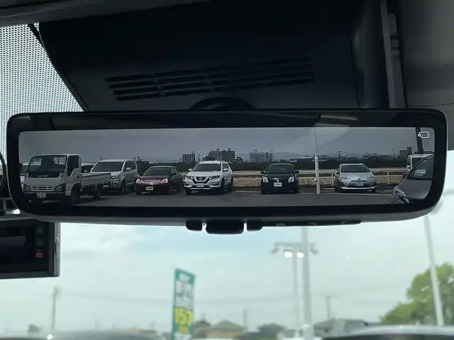 トヨタ アルファードハイブリット Z 佐賀県 2024(令6)年 0.9万km プラチナホワイトパールマイカ ワンオーナー/モデリスタエアロ【F/S/R】/左右独立ムーンルーフ/純正14型ディスプレイオーディオ/・HDMI/BT/AM/FM/フルセグTV/・Apple Car Play/Android Auto/パノラミックビューモニター/純正14型リヤシートエンターテインメントシステム/ビルトインETC2.0/純正前後ドライブレコーダー/黒革シート/・DN、セカンド席パワーシート/・DNセカンド席シートヒーター/ベンチレーション/・マイコンプリセットドライビングポジションシステム/・オットマン/革巻きステアリング【木目調】/・ステアリングヒーター/・パドルシフト/両側パワースライドドア/パワーバックドア/デジタルインナーミラー/カラーヘッドアップディスプレイ/後席用パワーサイドサンシェード/電動パーキングブレーキ/アクセサリーコンセント/置くだけ充電/純正18インチアルミホイール/3眼LEDヘッドランプ/アダプティブハイビームシステム/Toyota Safety Sence/・PCS/LTA/FCTA/・レーダークルーズコントロール/・パーキングサポートブレーキ/・ブラインドスポットモニター/・Advanced Park