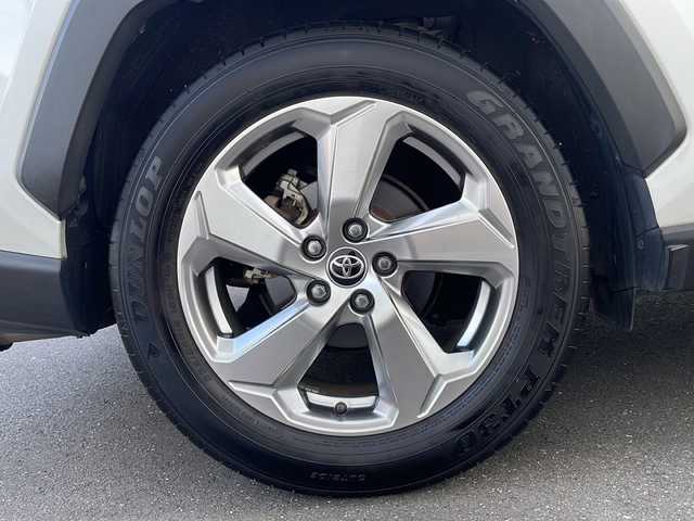 トヨタ ＲＡＶ４ ハイブリットG 神奈川県 2021(令3)年 6.1万km ホワイトパールクリスタルシャイン 純正１０．５インチコネクテッドナビ　AppleCarPlay/AndroidAuto/Bluetooth/フルセグテレビ　/電動リアゲート　/全周囲カメラ　/前後コーナーセンサー/前席シートヒーター　/運転席パワーシート　/クルーズコントロール　/オートマチックブレーキホールド　/ステアリングヒーター/ブラインドスポットモニター/プッシュスタート/前後ドライブレコーダー/ETC/LED/ドアバイザー/純正フロアマット/純正ホイール/衝突被害軽減システム