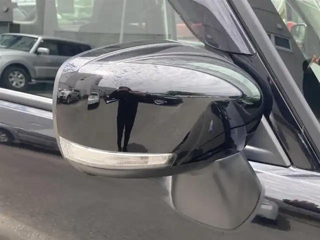 スズキ ソリオ バンディット HV MV 静岡県 2021(令3)年 4.5万km スーパーブラックパール スズキセーフティサポート/純正8インチメモリーナビ（CN-RZ865）/  AM FM CD DVD Bluetooth iPod/フルセグTV/バックモニター/ETC/両側パワースライドドア/前後ドライブレコーダー/アダプティブクルーズコントロール/LEDオートヘッドライト/フロントフォグランプ/カラーヘッドアップディズプレイ/ステアリングスイッチ/リアロールサンシェード/シートバックテーブル/充電用USB端子×2/純正15インチアルミホイール/純正フロアマット/スマートキー×2本