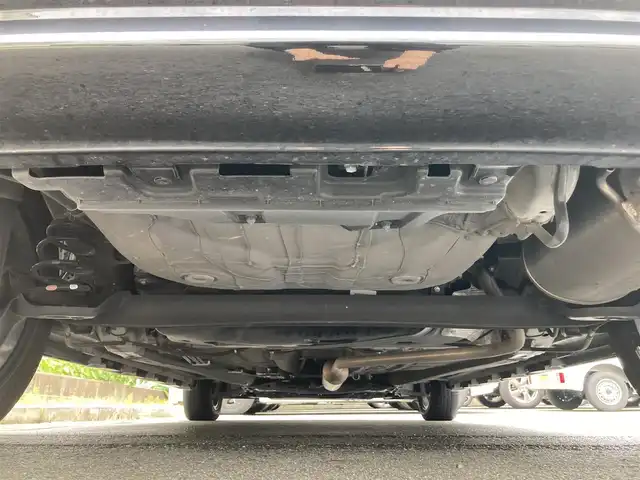 スズキ ソリオ バンディット HV MV 静岡県 2021(令3)年 4.5万km スーパーブラックパール スズキセーフティサポート/純正8インチメモリーナビ（CN-RZ865）/  AM FM CD DVD Bluetooth iPod/フルセグTV/バックモニター/ETC/両側パワースライドドア/前後ドライブレコーダー/アダプティブクルーズコントロール/LEDオートヘッドライト/フロントフォグランプ/カラーヘッドアップディズプレイ/ステアリングスイッチ/リアロールサンシェード/シートバックテーブル/充電用USB端子×2/純正15インチアルミホイール/純正フロアマット/スマートキー×2本