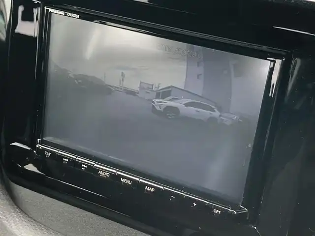 スズキ ソリオ バンディット HV MV 静岡県 2021(令3)年 4.5万km スーパーブラックパール スズキセーフティサポート/純正8インチメモリーナビ（CN-RZ865）/  AM FM CD DVD Bluetooth iPod/フルセグTV/バックモニター/ETC/両側パワースライドドア/前後ドライブレコーダー/アダプティブクルーズコントロール/LEDオートヘッドライト/フロントフォグランプ/カラーヘッドアップディズプレイ/ステアリングスイッチ/リアロールサンシェード/シートバックテーブル/充電用USB端子×2/純正15インチアルミホイール/純正フロアマット/スマートキー×2本