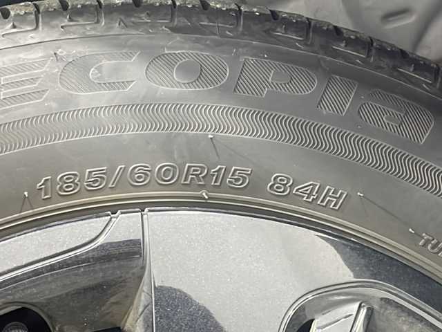 トヨタ シエンタ G セーフティエディション 広島県 2021(令3)年 2万km ホワイトパールクリスタルシャイン 禁煙車/社外ナビ/バックカメラ/両側パワースライドドア/衝突被害軽減/前後ドラレコ/ＥＴＣ/オートマチックハイビーム/前後コーナーセンサー/ＬＥＤヘッドライト/レーンキープアシスト/ステアリングスイッチ/純正15インチホイールキャップ(185/60/R15)/エアバッグ(運転席/助手席)
