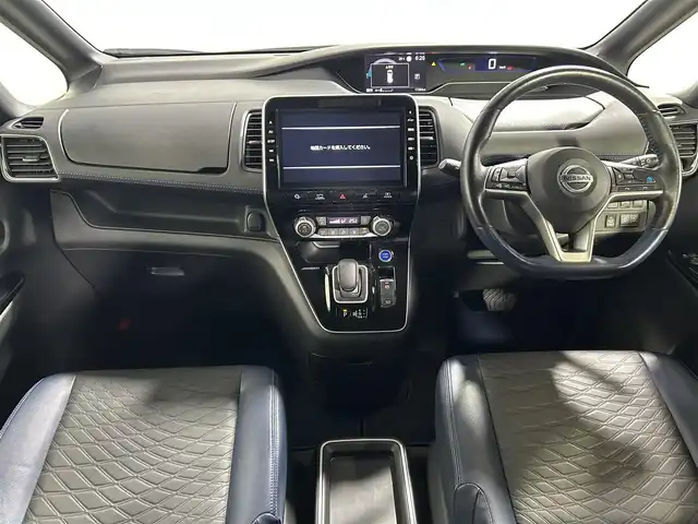 日産 セレナ e－パワー オーテック 大阪府 2020(令2)年 1.7万km ダイヤモンドブラック プロパイロット　純正ナビＴＶ　３６０カメラ　後席モニター　ＥＴＣ　革シート　シート＆ハンドルヒーター　衝突軽減　レーダーＣ　クリアランスソナー　ＢＳＭ　パークアシスト　両側パワースライドドア　ドラレコ