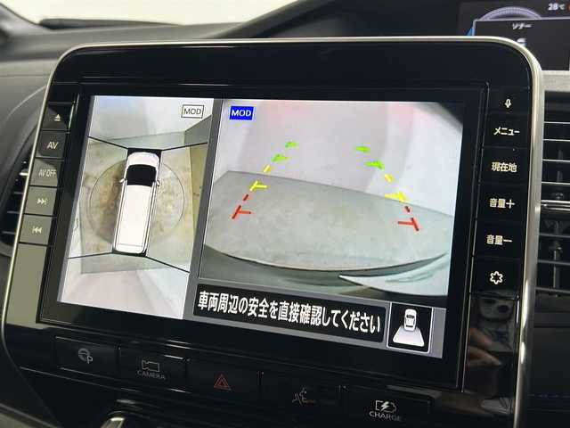 日産 セレナ e－パワー オーテック 大阪府 2020(令2)年 1.7万km ダイヤモンドブラック プロパイロット　純正ナビＴＶ　３６０カメラ　後席モニター　ＥＴＣ　革シート　シート＆ハンドルヒーター　衝突軽減　レーダーＣ　クリアランスソナー　ＢＳＭ　パークアシスト　両側パワースライドドア　ドラレコ