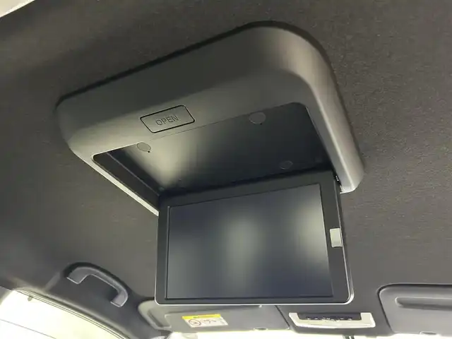 日産 セレナ e－パワー オーテック 大阪府 2020(令2)年 1.7万km ダイヤモンドブラック プロパイロット　純正ナビＴＶ　３６０カメラ　後席モニター　ＥＴＣ　革シート　シート＆ハンドルヒーター　衝突軽減　レーダーＣ　クリアランスソナー　ＢＳＭ　パークアシスト　両側パワースライドドア　ドラレコ