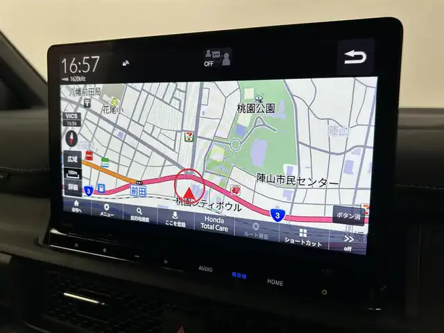 ホンダ ステップワゴン スパーダ eHEV プレミアムライン 福岡県 2023(令5)年 0.4万km プラチナホワイトパール 純正ナビ　/バックカメラ　/ＡＣＣ　/コーナーセンサー　/衝突被害軽減ブレーキ　/レーンキープ　/踏み間違い防止　/ＢＳＭ　/パドルシフト　/両側電動スライドドア　/ハーフレザー　/シートヒーター　/パワーリアゲート　/ＬＥＤ