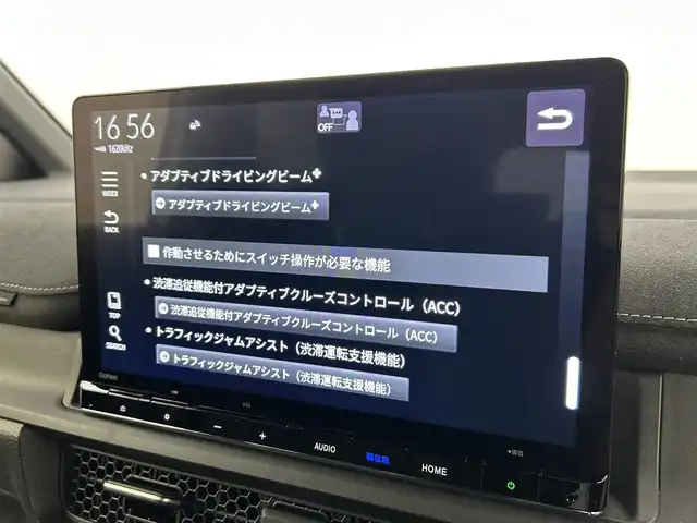 ホンダ ステップワゴン スパーダ eHEV プレミアムライン 福岡県 2023(令5)年 0.4万km プラチナホワイトパール 純正ナビ　/バックカメラ　/ＡＣＣ　/コーナーセンサー　/衝突被害軽減ブレーキ　/レーンキープ　/踏み間違い防止　/ＢＳＭ　/パドルシフト　/両側電動スライドドア　/ハーフレザー　/シートヒーター　/パワーリアゲート　/ＬＥＤ