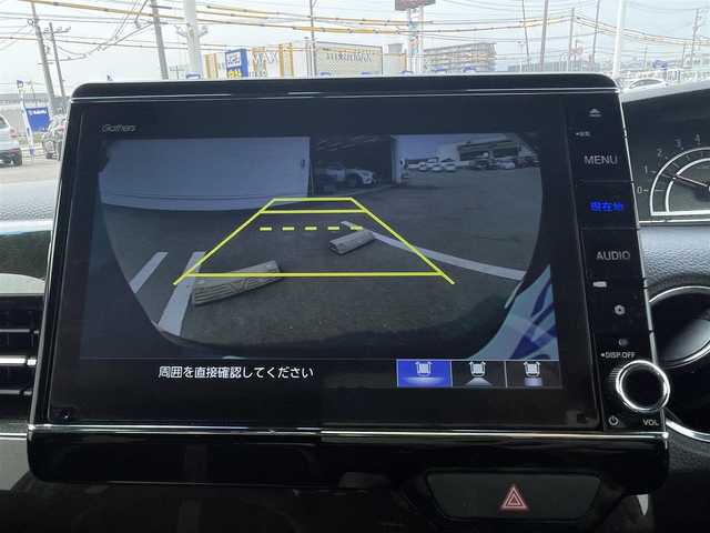 ホンダ Ｎ ＢＯＸ G L ターボ ホンダセンシング 熊本県 2018(平30)年 10.1万km シャイニンググレーM (株)IDOMが運営する【じしゃロン熊本店】の自社ローン専用車両になりますこちらは現金またはオートローンご利用時の価格です。自社ローンご希望の方は別途その旨お申付け下さい　/純正8インチSDナビ【VXU-207NBi】/　（フルセグTV・Bluetooth・DVD・AM/FM）/バックカメラ/前後ドライブレコーダー/ビルトインＥＴＣ/ステアリングスイッチ/クルーズコントロール/コーナーセンサー/衝突軽減ブレーキ/横滑り防止装置/レーンアシスト/オートライト/両側パワースライドドア/パドルシフト/電動格納ウィンカーミラー/ドアバイザー/ISOFIX/カーテンエアバック/純正フロアマット/純正LEDヘッドライト/純正15インチアルミホイール
