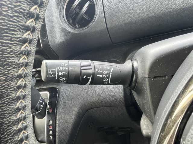 ホンダ Ｎ ＢＯＸ G L ターボ ホンダセンシング 熊本県 2018(平30)年 10.1万km シャイニンググレーM (株)IDOMが運営する【じしゃロン熊本店】の自社ローン専用車両になりますこちらは現金またはオートローンご利用時の価格です。自社ローンご希望の方は別途その旨お申付け下さい　/純正8インチSDナビ【VXU-207NBi】/　（フルセグTV・Bluetooth・DVD・AM/FM）/バックカメラ/前後ドライブレコーダー/ビルトインＥＴＣ/ステアリングスイッチ/クルーズコントロール/コーナーセンサー/衝突軽減ブレーキ/横滑り防止装置/レーンアシスト/オートライト/両側パワースライドドア/パドルシフト/電動格納ウィンカーミラー/ドアバイザー/ISOFIX/カーテンエアバック/純正フロアマット/純正LEDヘッドライト/純正15インチアルミホイール