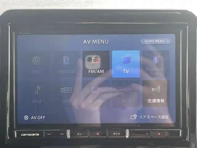 スズキ クロスビー HYBRID MZ 愛媛県 2019(平31)年 4.4万km キャラバンアイボリーパールメタリック/ホワイト 2トーンルーフ 社外8型メモリナビ/CD/DVD/BT/MSV/iPod/DTV/HDMI/バックカメラ/ETC/ドライブレコーダー/パドルシフト/革巻きステアリング/ステアリングスイッチ/D＋N席シートヒーター/LEDヘッドライト/オートライト/フォグランプ/コーナーセンサー/衝突被害軽減ブレーキ/純正16インチアルミホイール/純正フロアマット/電動格納ウィンカーミラー/プッシュスタート/スマートキー