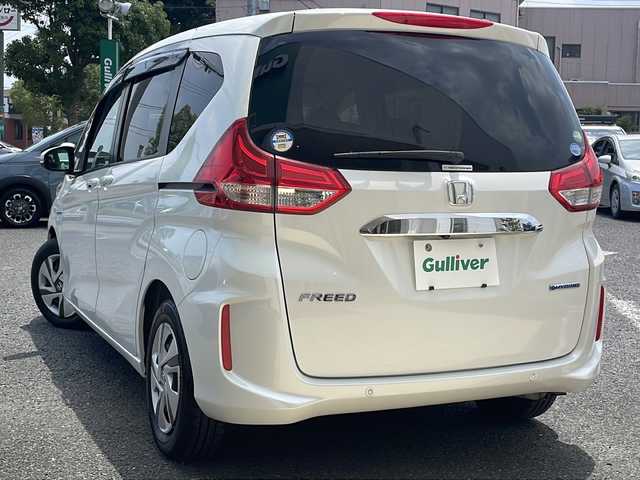 ホンダ フリード ハイブリット G ホンダセンシング 千葉県 2020(令2)年 4.2万km プラチナホワイトパール ９型ナビＶＸＭ－２０７ＶＦＮｉ　バックカメラ　両側パワースライドドア　シートヒーター ビルトインＥＴＣ　ドラレコ　ＢＴ　ＵＳＢ　フルセグＴＶ　レーダークルーズ　ホンダセンシング　ＬＥＤ　オートライト