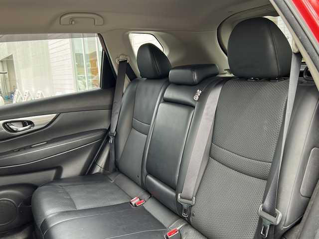 日産 エクストレイル 20X ブラックエクストリーマーX エマB 秋田県 2015(平27)年 7.7万km バーニングレッド 純正メモリナビ/純正CD、BT、フルセグ/全周囲カメラ/純正17インチアルミ/４WD/ETC/前後コーナーセンサー